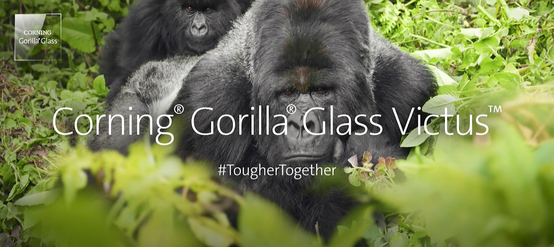 Стекло corning gorilla. Горилла Гласс Виктус. Корнинг горилла Гласс. Corning Gorilla Glass Victus. Gorilla Glass Victus 2.