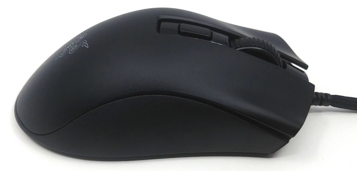 Razer DeathAdder v2 Mini © Nerces