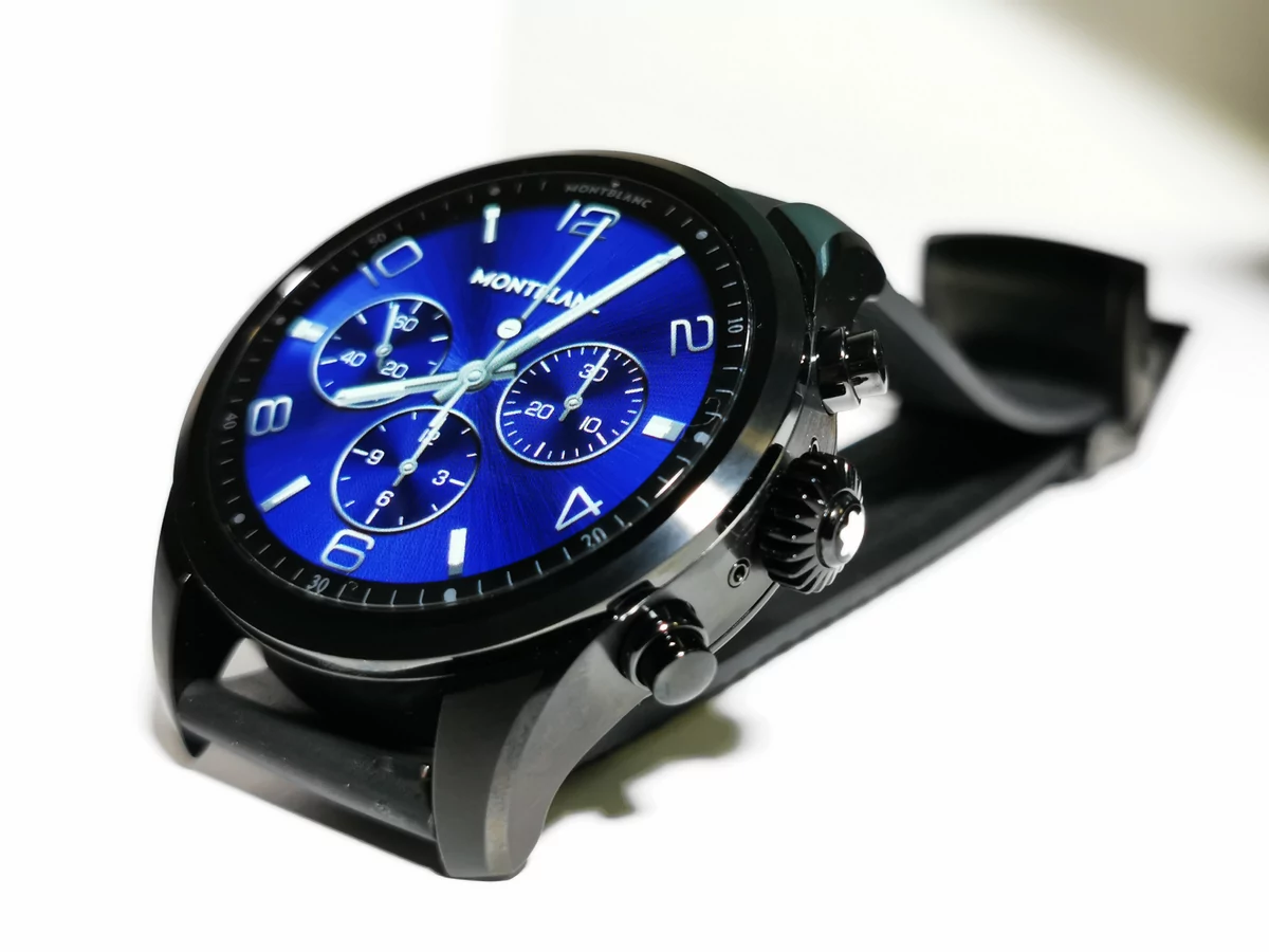 Montblanc Summit 2 Plus design © Alexandre Boero pour Clubic