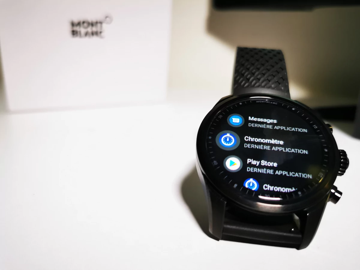 Montblanc Summit 2 Plus menu scroll © Alexandre Boero pour Clubic