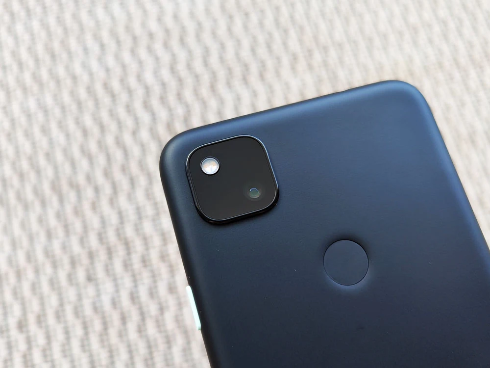 google pixel 4a camera © Gabriel Manceau