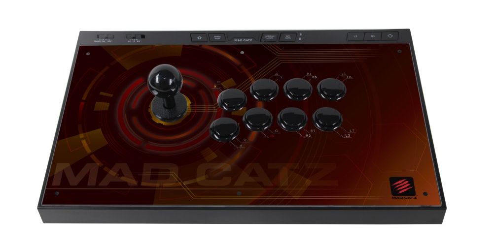 EGO FightStick : Mad Catz revient au stick arcade et dévoile un nouveau gamepad