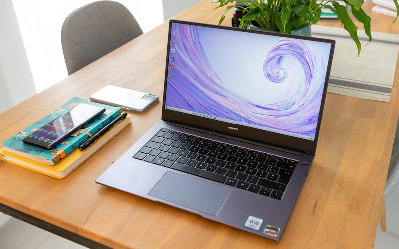 HUAWEI MateBook 14 Ordinateur portable 14.2 Écran tactile OLED 2.8K