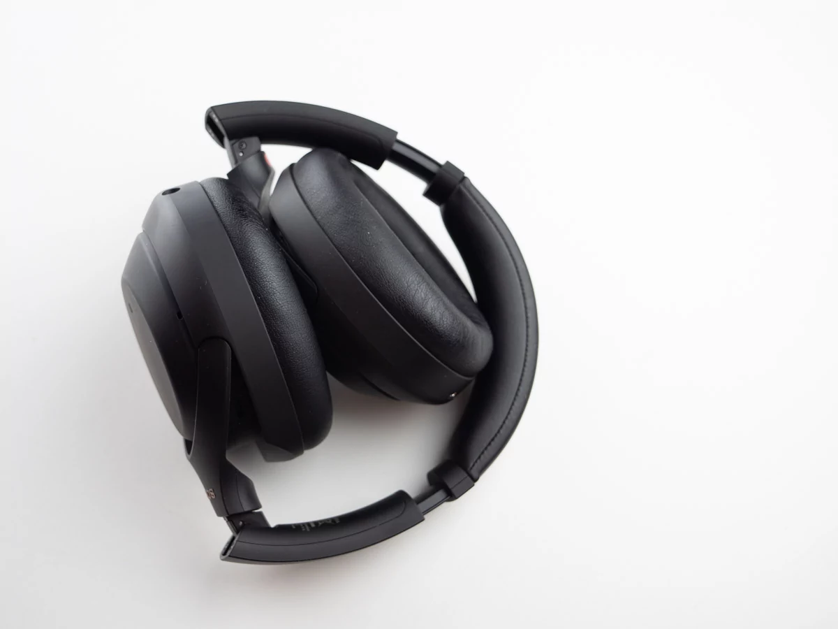 Test - Sony WH-1000XM4 : toujours un excellent casque, mais sans