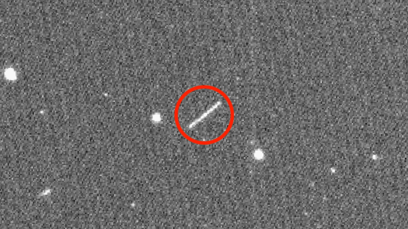 Moins de 3 000 kilomètres : jamais un astéroïde n'avait frôlé d'aussi près la Terre