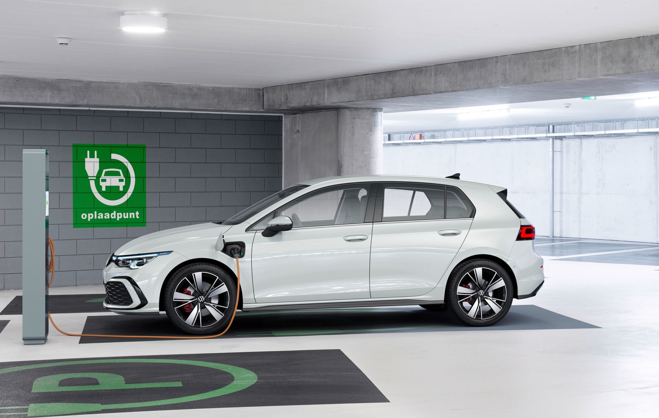La nouvelle Volkswagen Golf reçoit deux versions hybrides