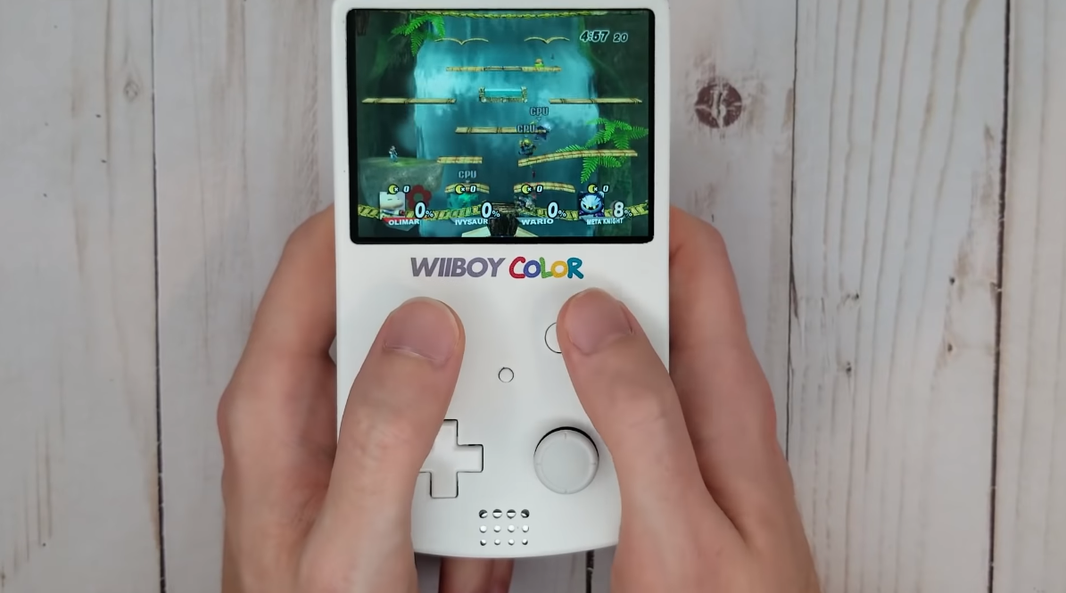 Une vraie Wii dans un GameBoy ? Un hacker l'a fait (spoiler : c'est long et fastidieux)