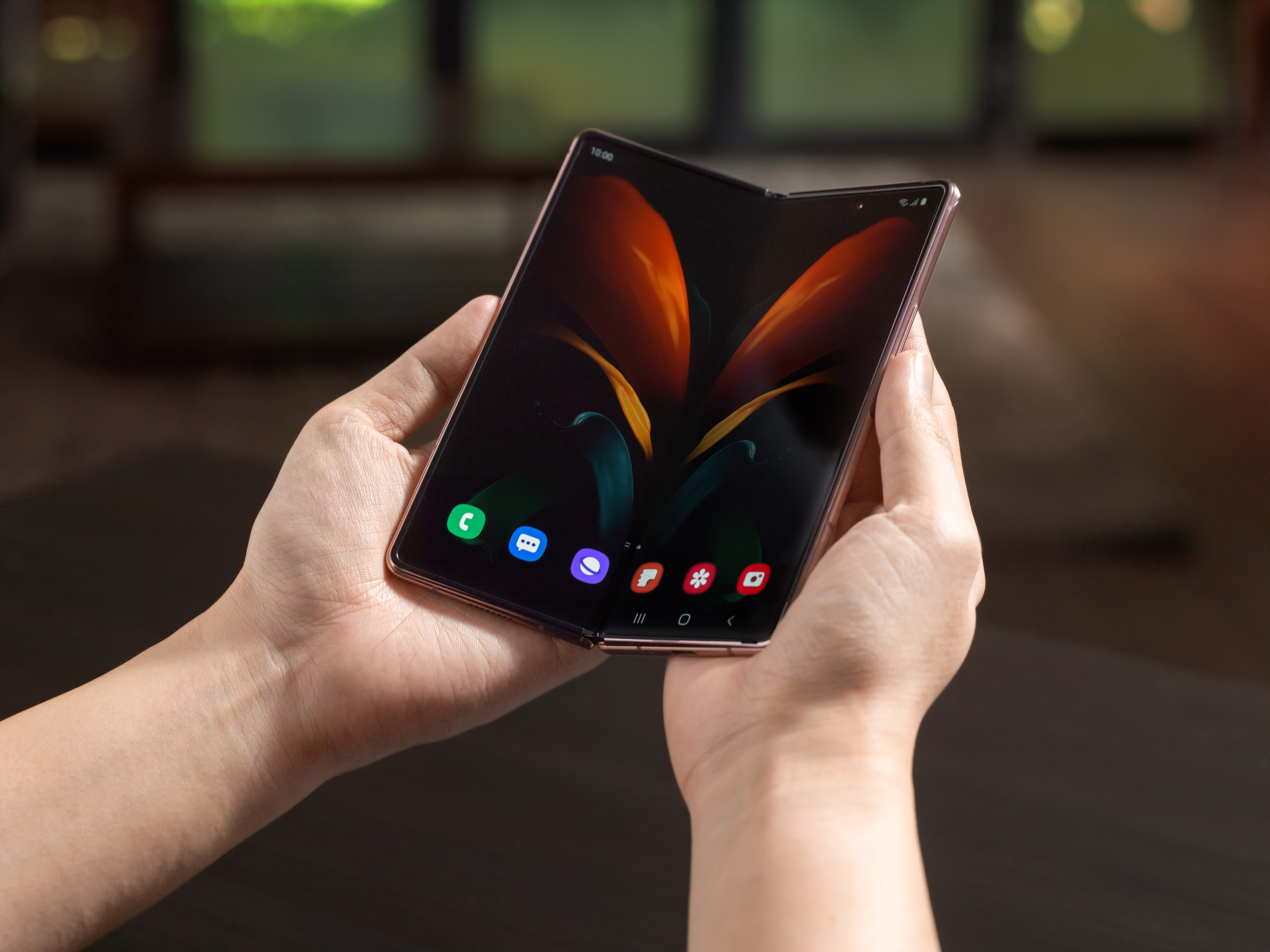 Samsung Galaxy Z Fold 2 : personnalisez gratuitement votre smartphone pliant