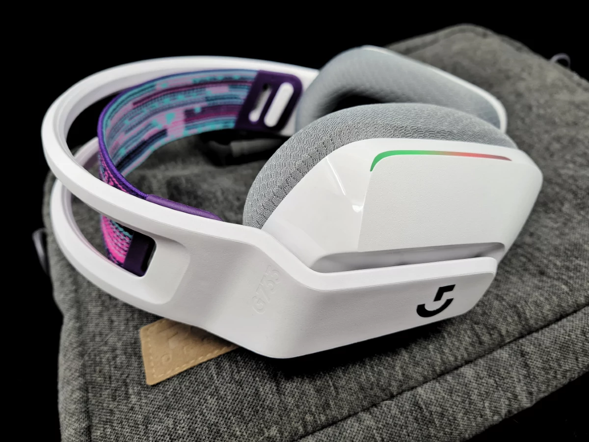 Logitech G733 Lightspeed_3 © Matthieu Legouge