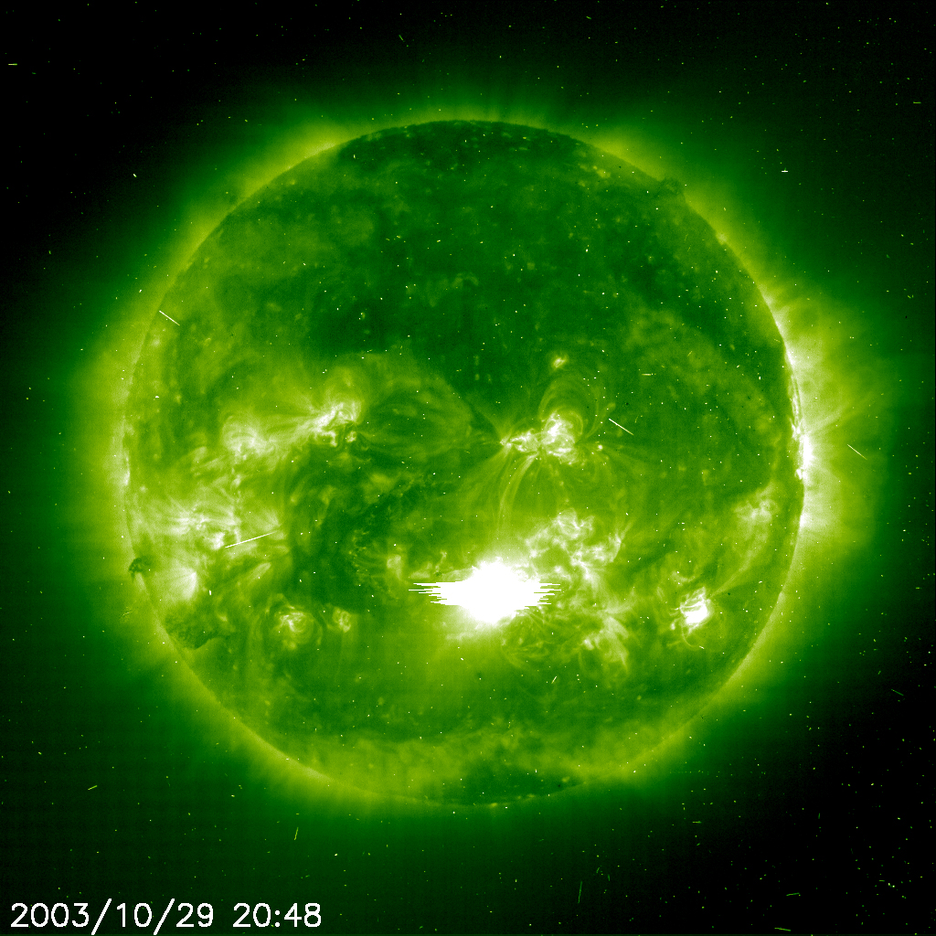 Des chercheurs auraient découvert une corrélation entre éruptions solaires et séismes terrestres