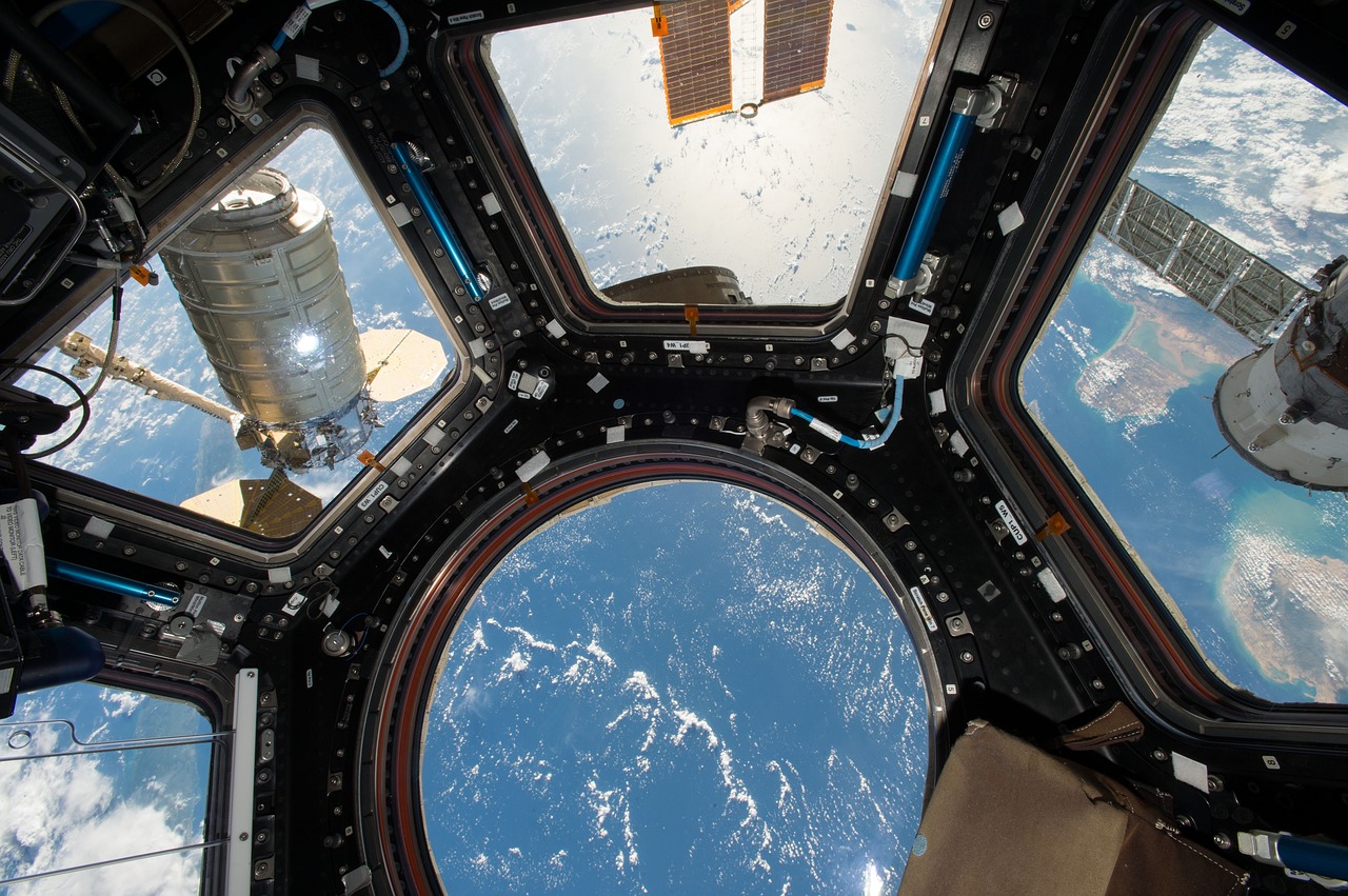 Une société de production américaine veut envoyer le gagnant d'une émission de télé-réalité sur l'ISS