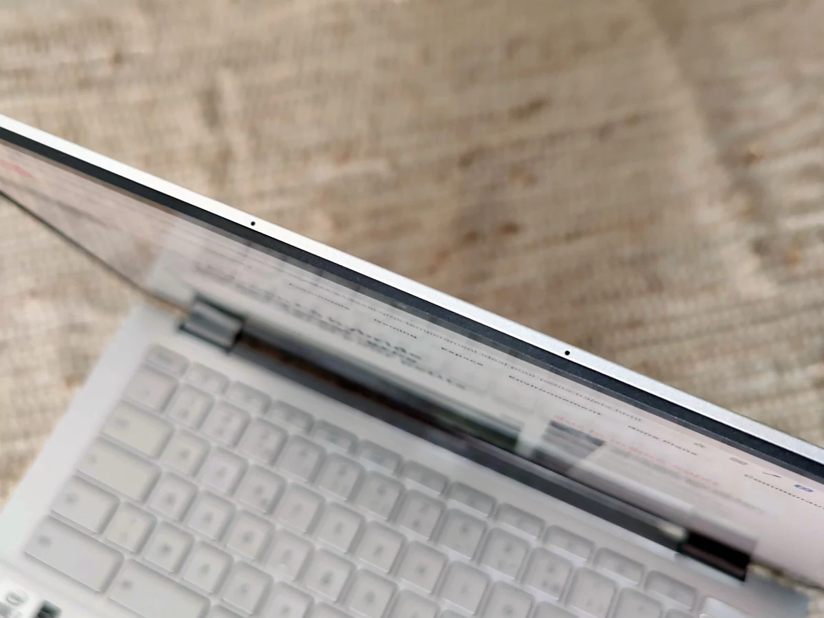 Micros Asus Chromebook Flip C436 © Gabriel Manceau
