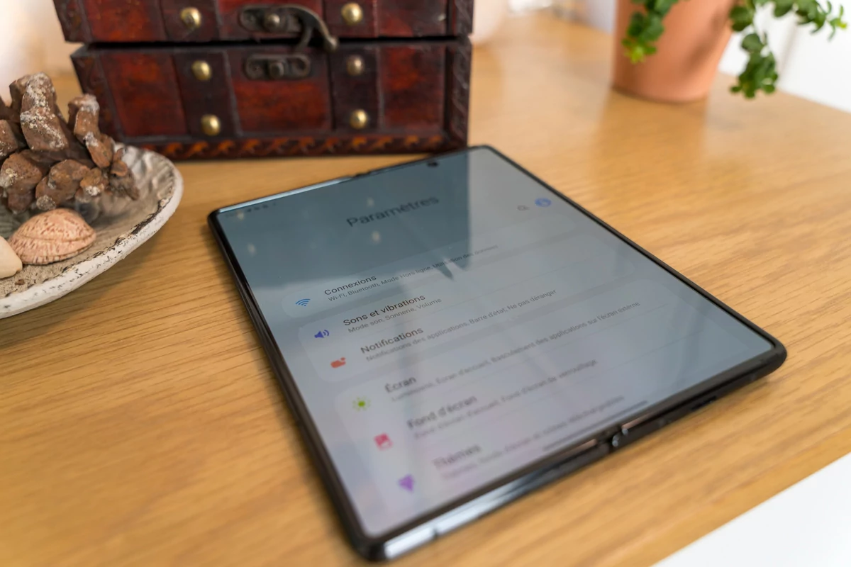 Samsung Galaxy Z Fold 2 test © © Pierre Crochart pour Clubic