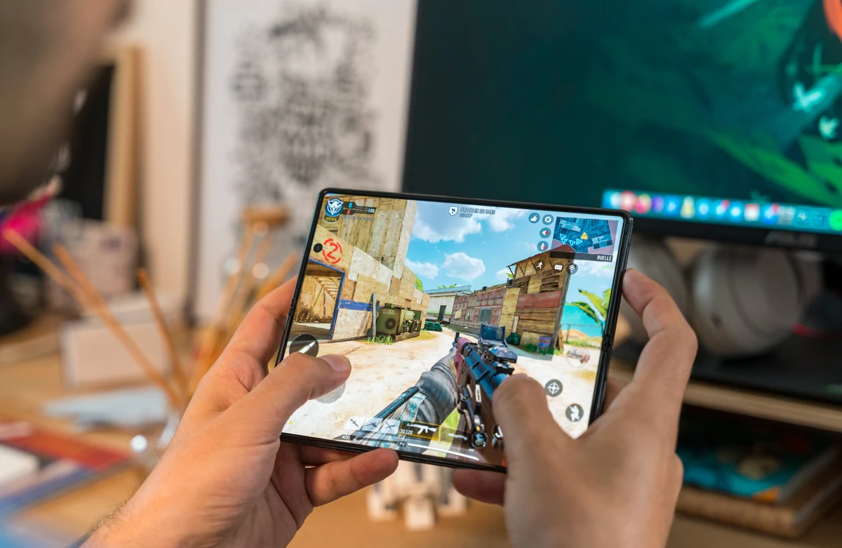Samsung Galaxy Z Fold 2 test © © Pierre Crochart pour Clubic