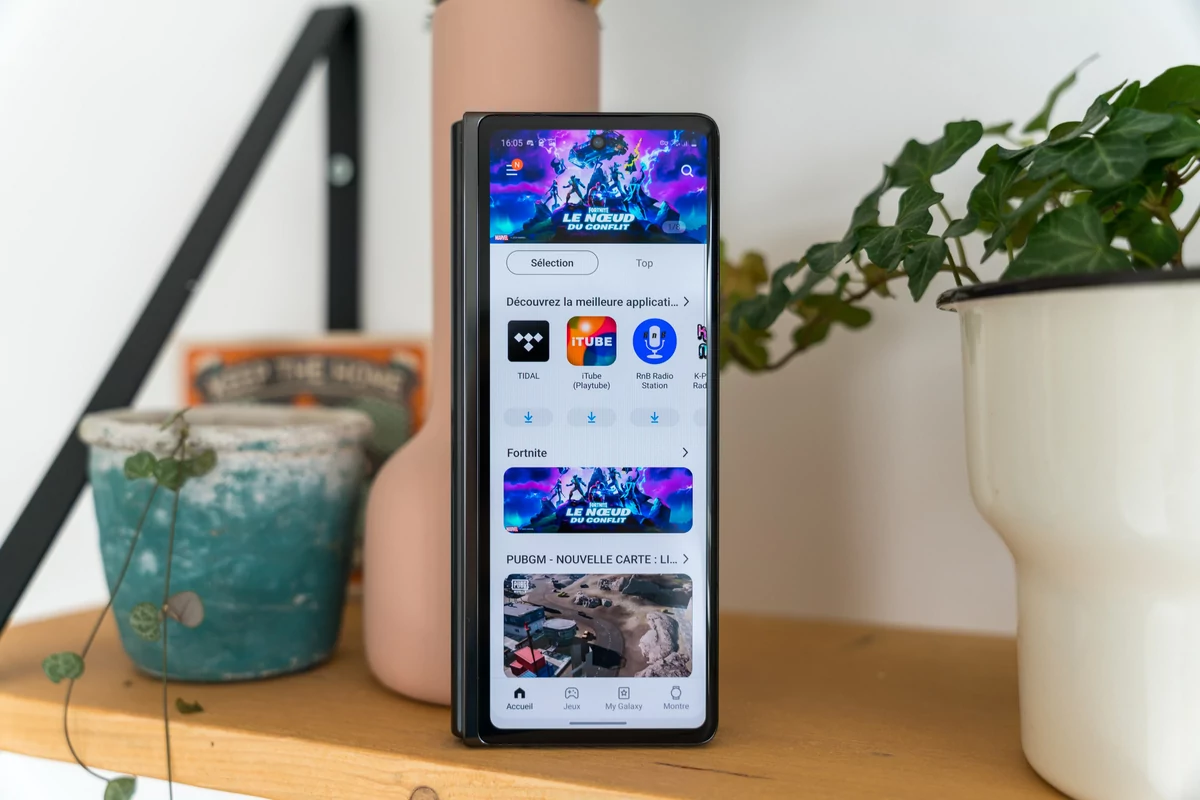 Samsung Galaxy Z Fold 2 test © © Pierre Crochart pour Clubic
