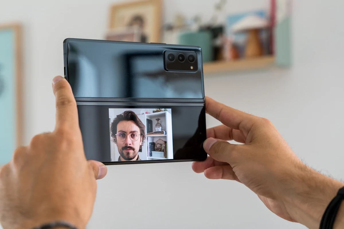 Samsung Galaxy Z Fold 2 test © © Pierre Crochart pour Clubic