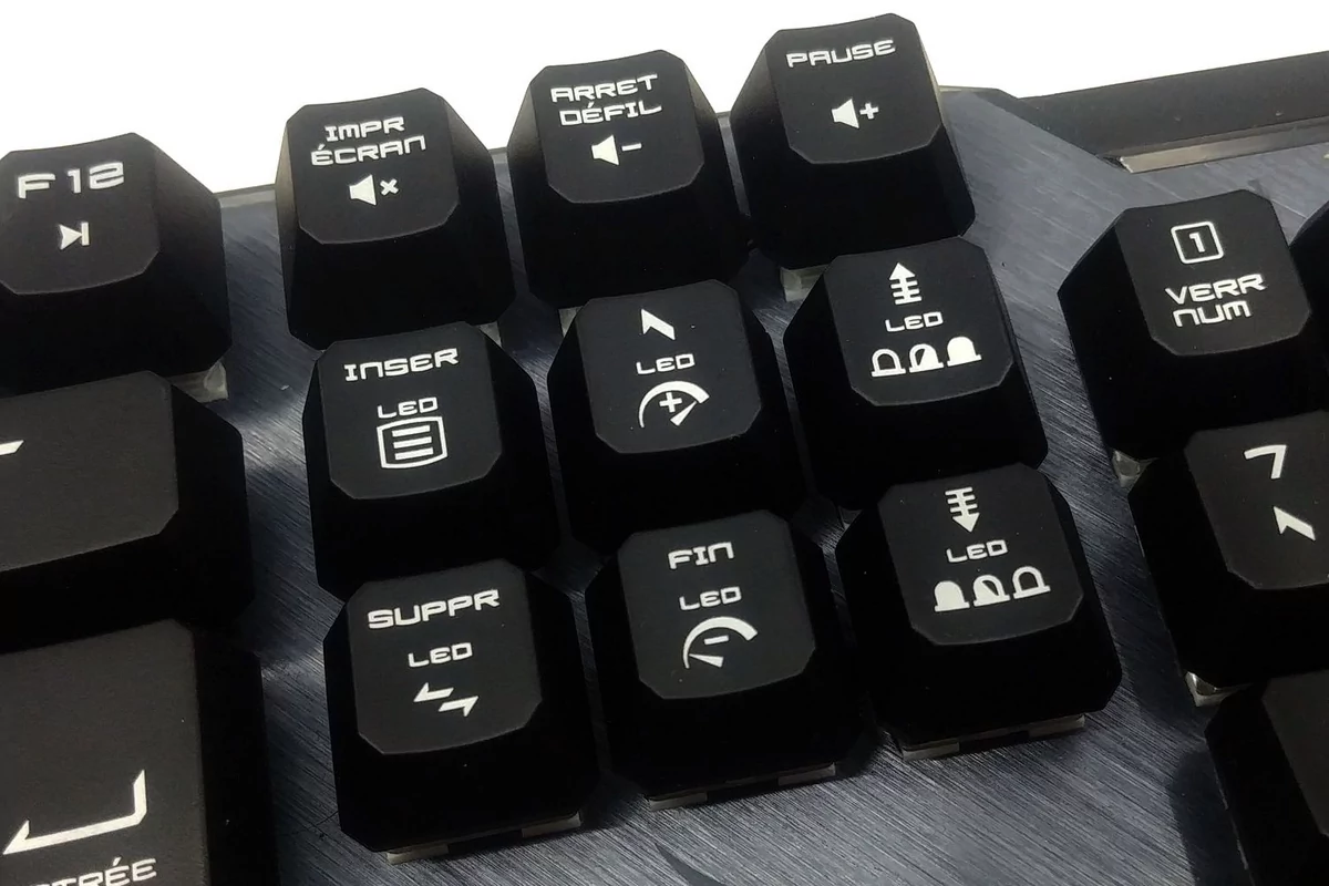 MSI Vigor GK50 Elite © Nerces