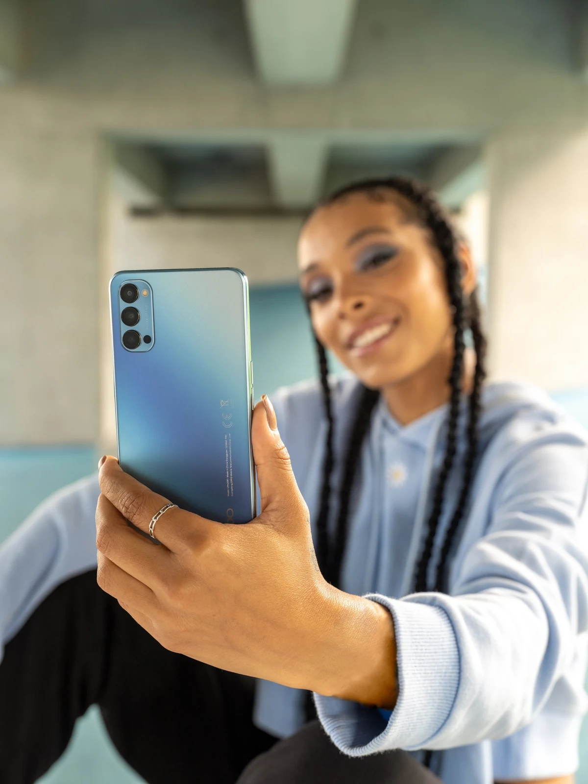 OPPO Reno4 © © OPPO