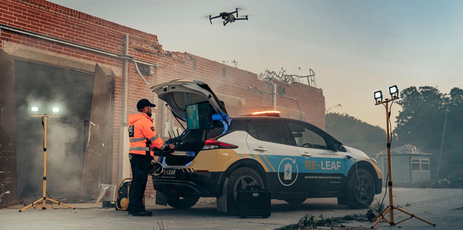 Nissan transforme une Leaf en poste de secours mobile procurant de l'électricité sur le lieu de catastrophes