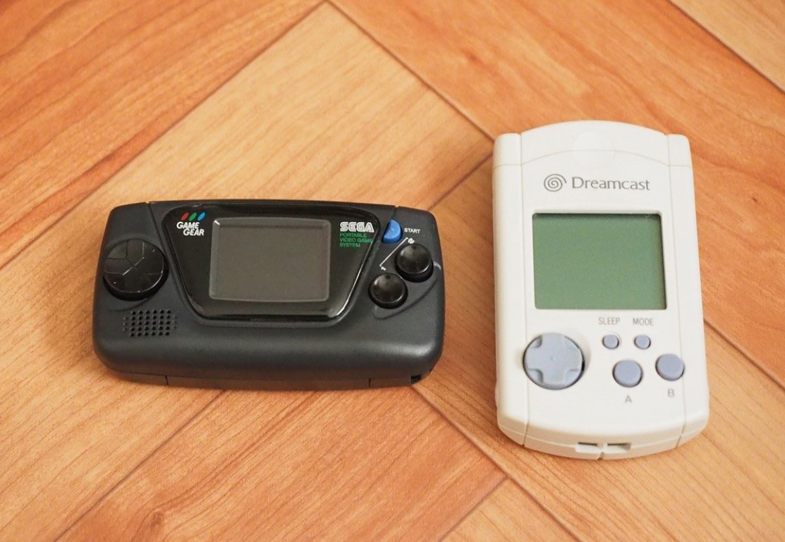 La Game Gear Micro est plus petite qu'une VMU de SEGA Dreamcast !