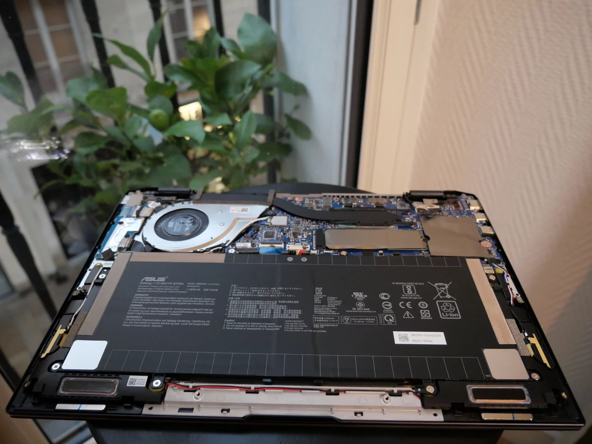 ASUS ZenBook Flip S © © Nathan Le Gohlisse pour Clubic