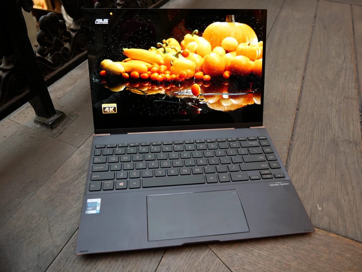 ASUS ZenBook Flip S-13 © © Nathan Le Gohlisse pour Clubic
