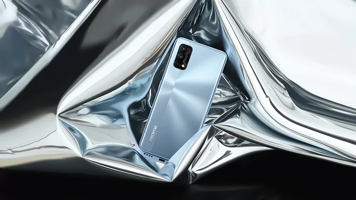 realme 7 Pro © © realme