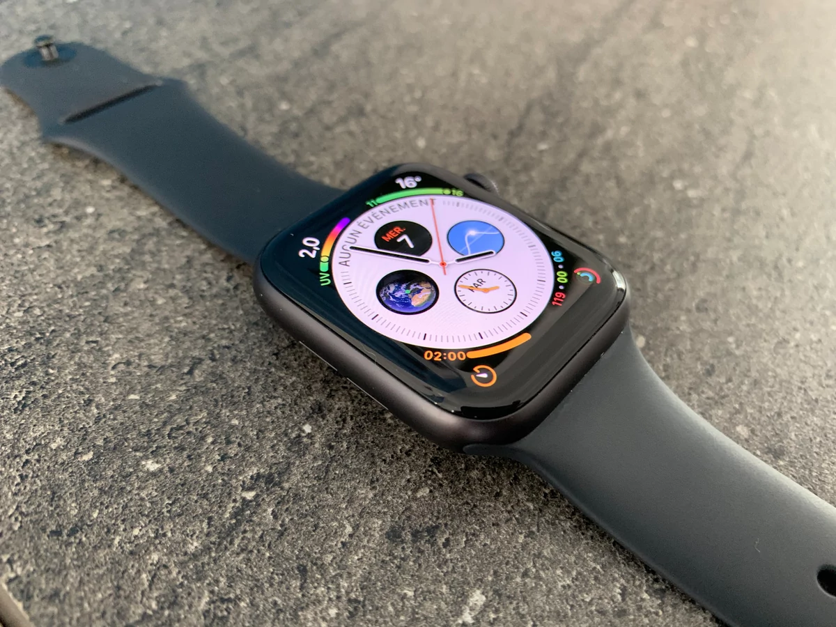 Apple Watch SE © Mathieu Grumiaux pour Clubic
