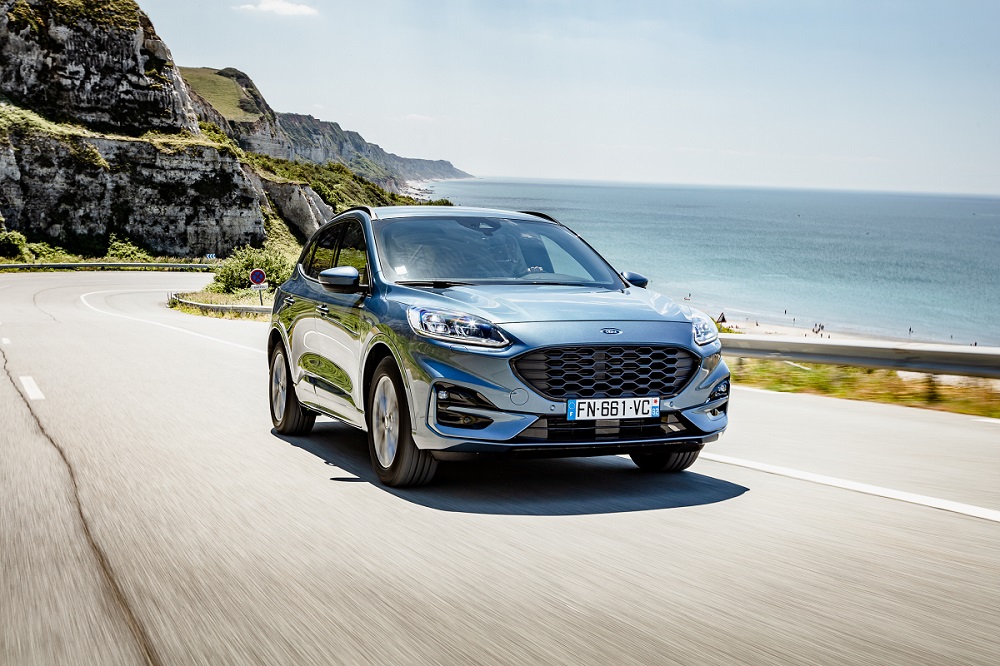 Ford dévoile les prix du Kuga hybride en France