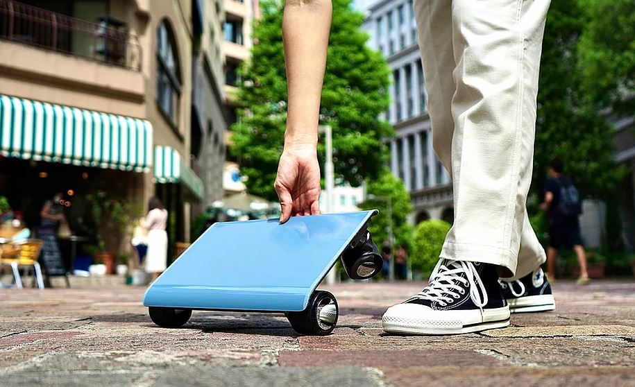 Le Walkcar, la tablette roulante électrique japonaise, bientôt disponible dans le monde entier
