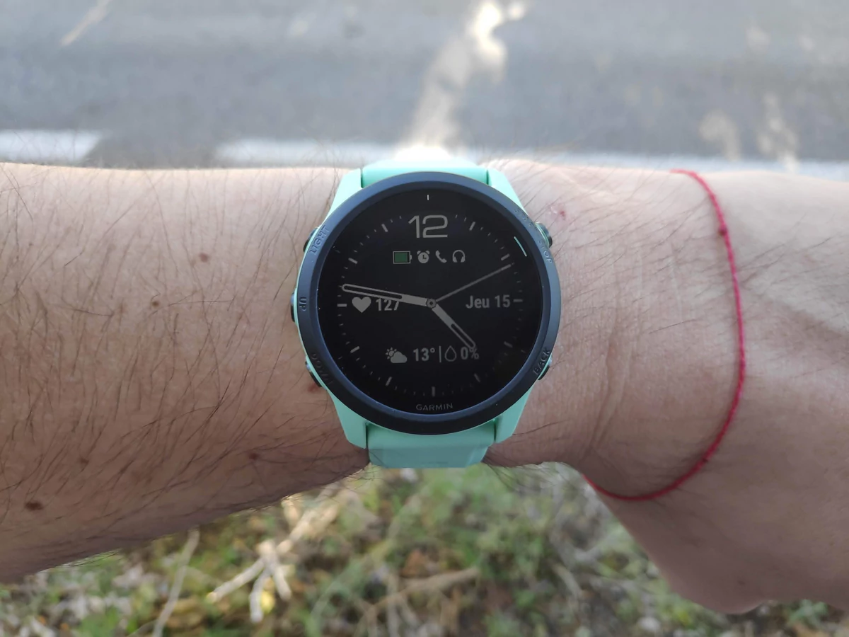 Garmin Forerunner 745 - Écran jour