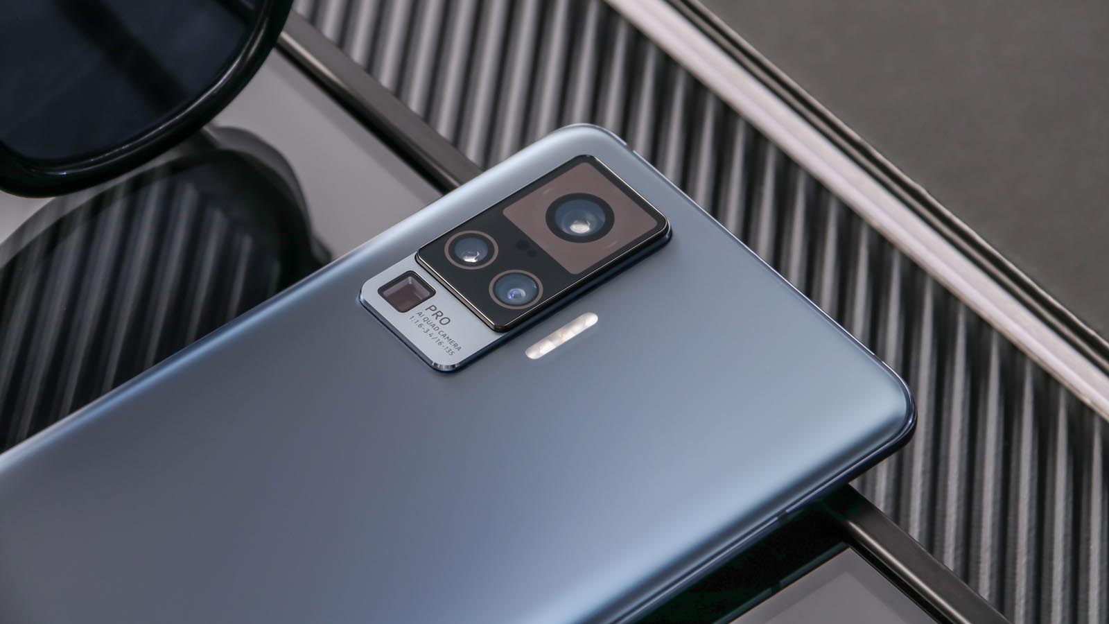 Vivo débarque en France avec quatre smartphones dont un X51 étonnant en photo
