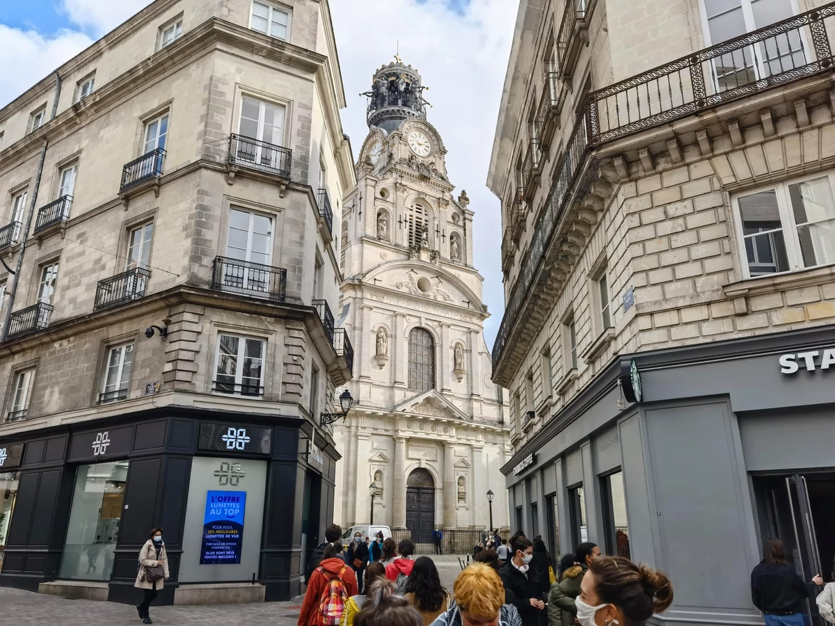 Huawei Mate 40 Pro grand-angle © © Pierre Crochart pour Clubic