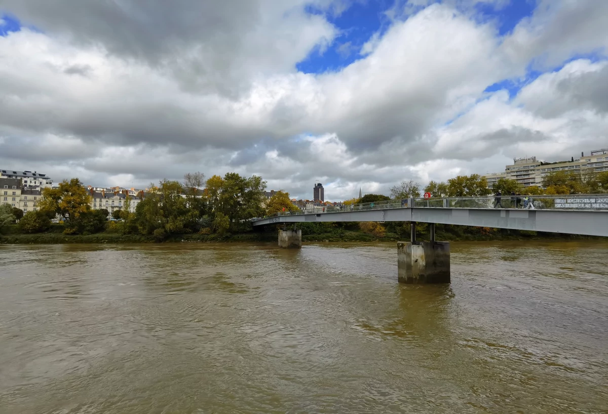 Huawei Mate 40 Pro ultra grand-angle © © Pierre Crochart pour Clubic