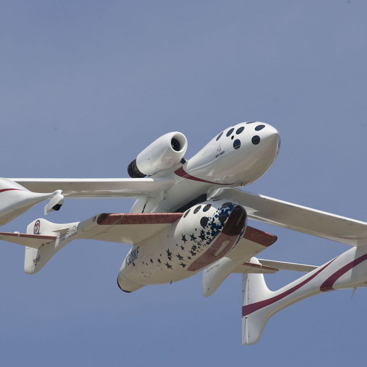 Le duo avion porteur/avion spatial largué le plus exotique de l&#039;histoire. Crédits : Scaled Composites