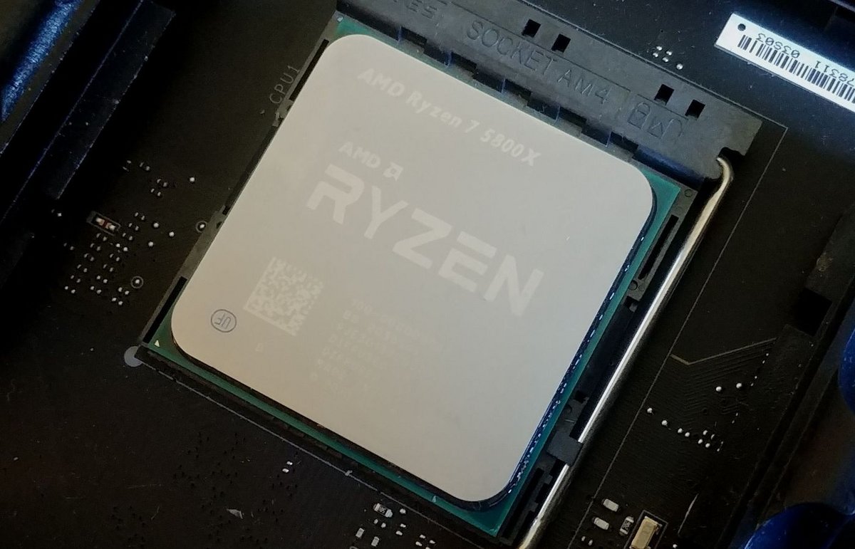 AMD Ryzen 7 5800X © Nerces