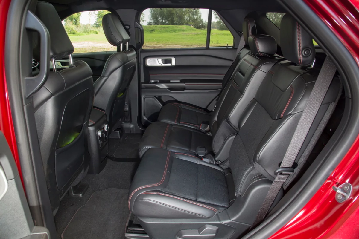 Ford Explorer hybride rechargeable © Camille Pinet