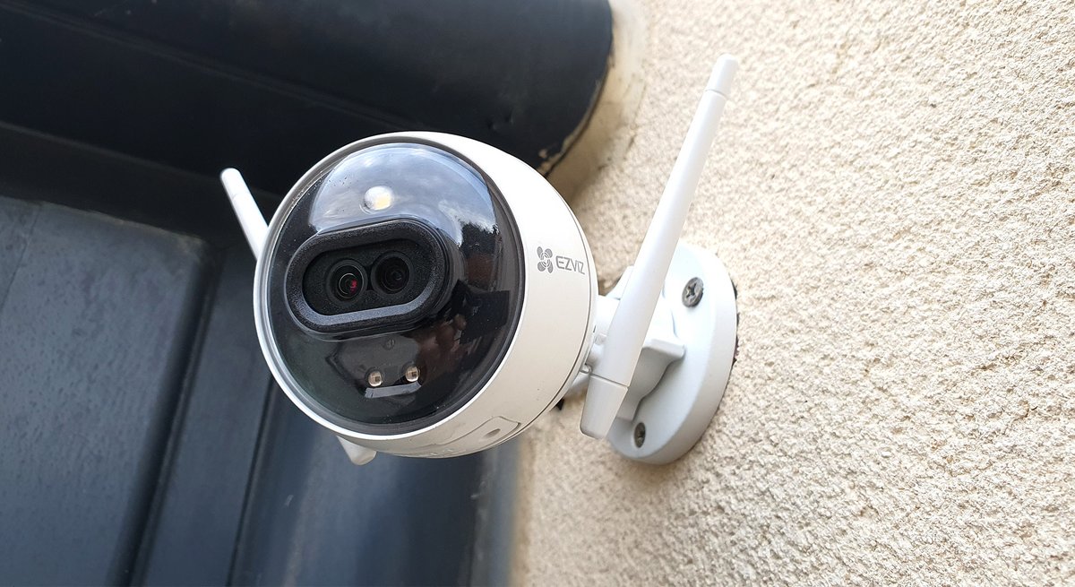 Test Ezviz C3X : cette caméra d'extérieur est dotée d'une