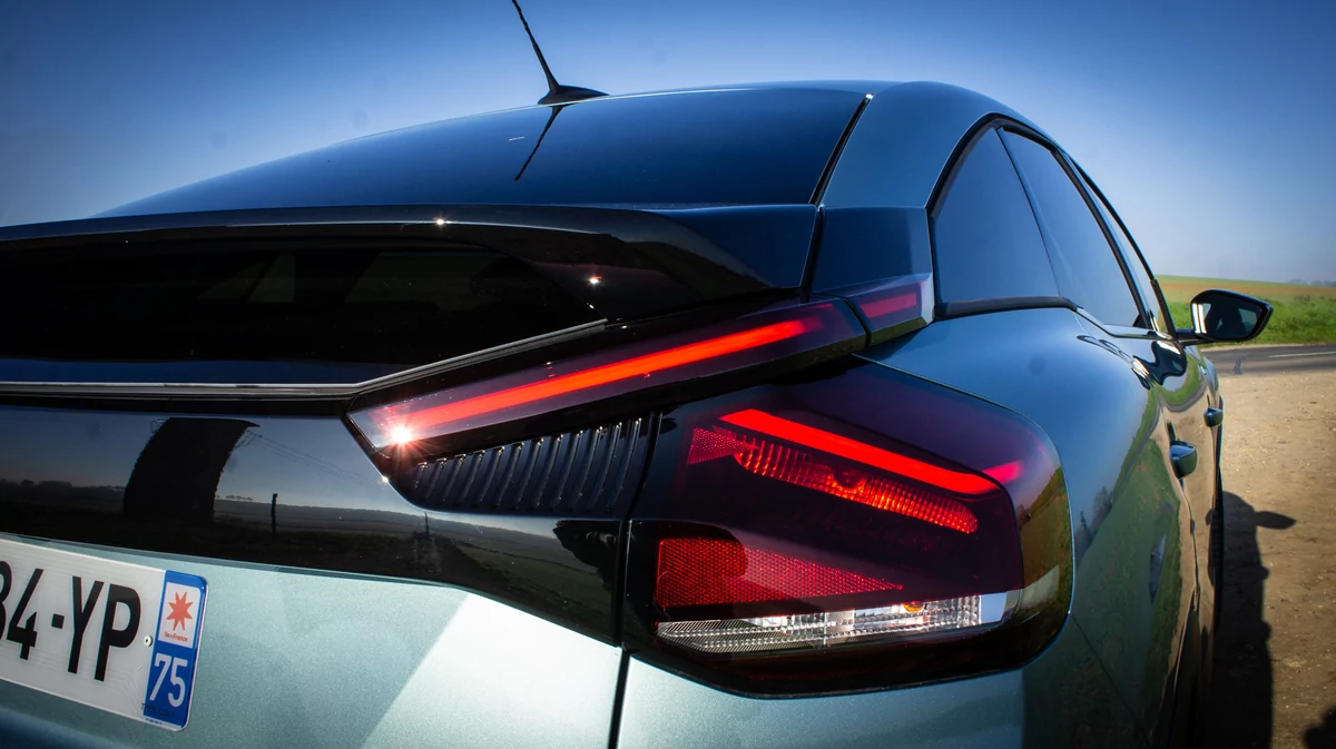 Citroën e-C4 © David Nogueira