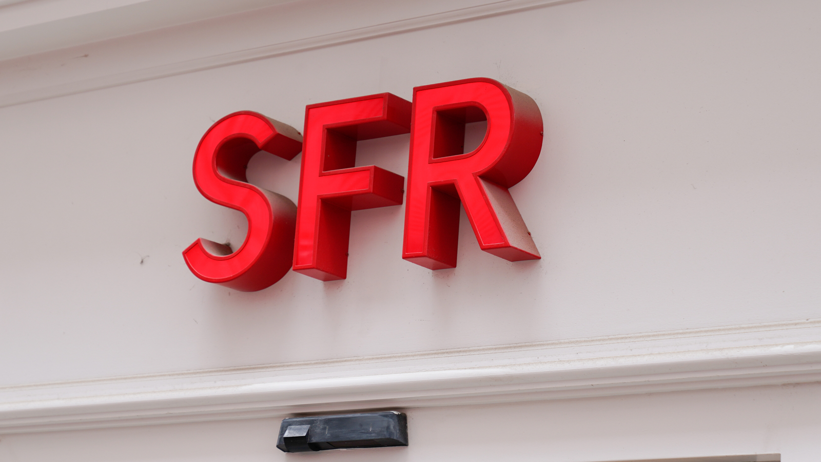 SFR : fibre, 5G, apprentis, départs volontaires, l'opérateur dévoile son plan pour les années à venir