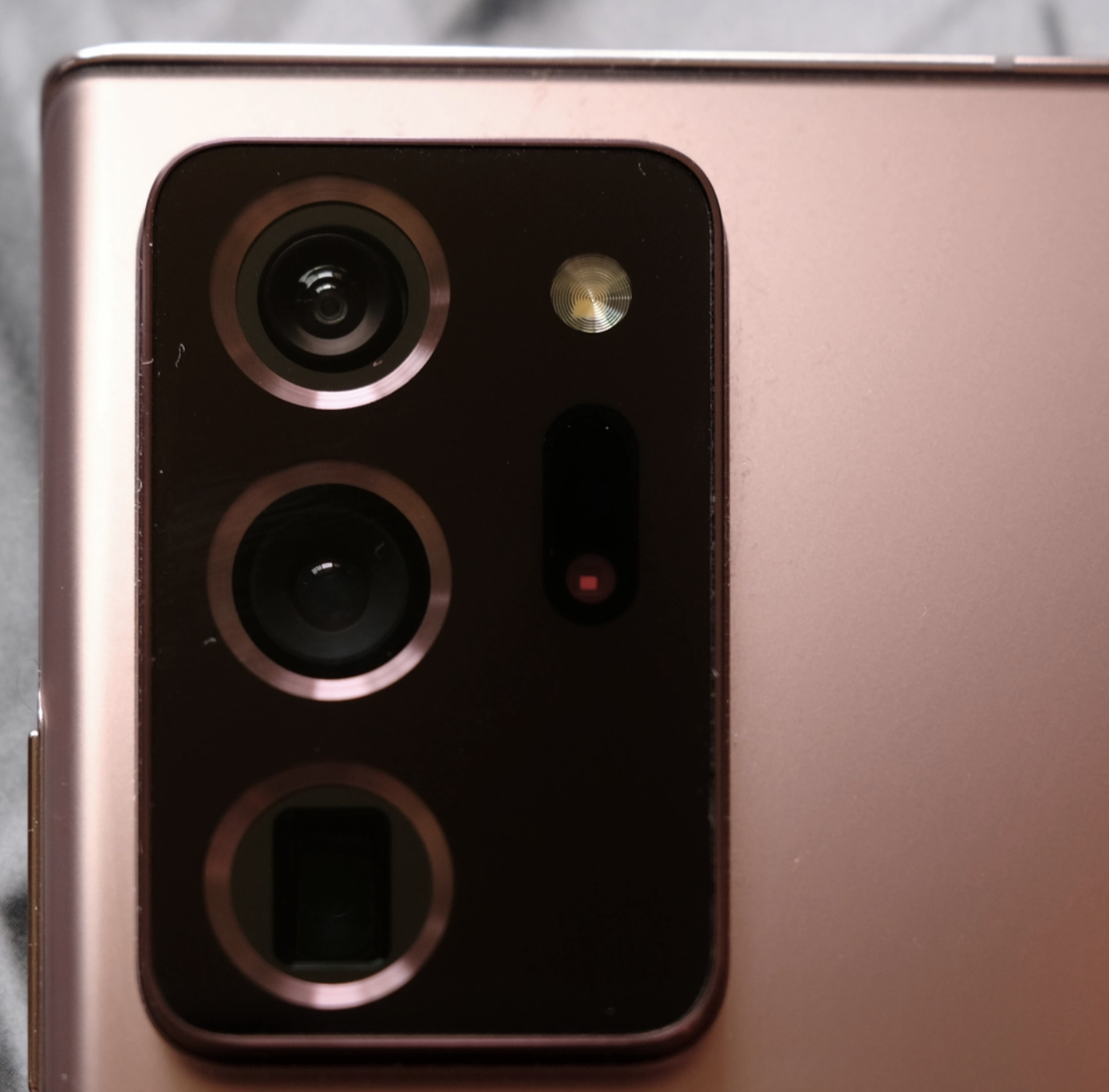 Samsung planche sur des capteurs photo de 600 mégapixels, pour de beaux zoom en vidéo 4K et 8K ?