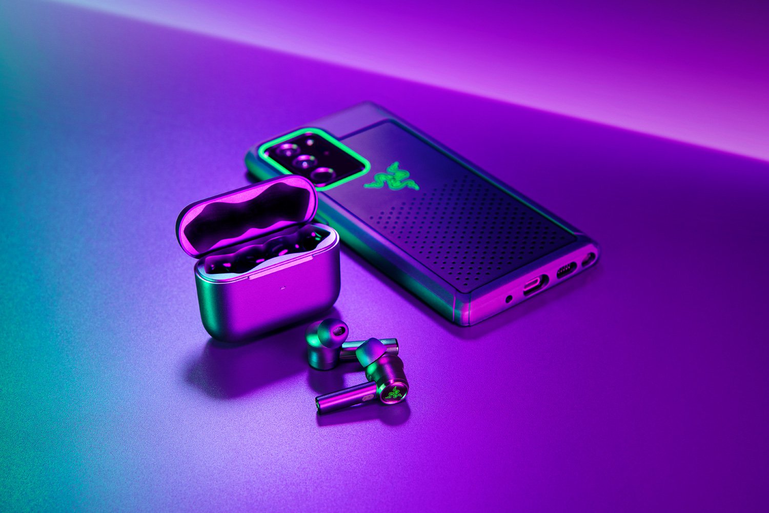 Razer dévoile ses nouveaux écouteurs sans-fil avec annulation du bruit et faible latence pour le jeu