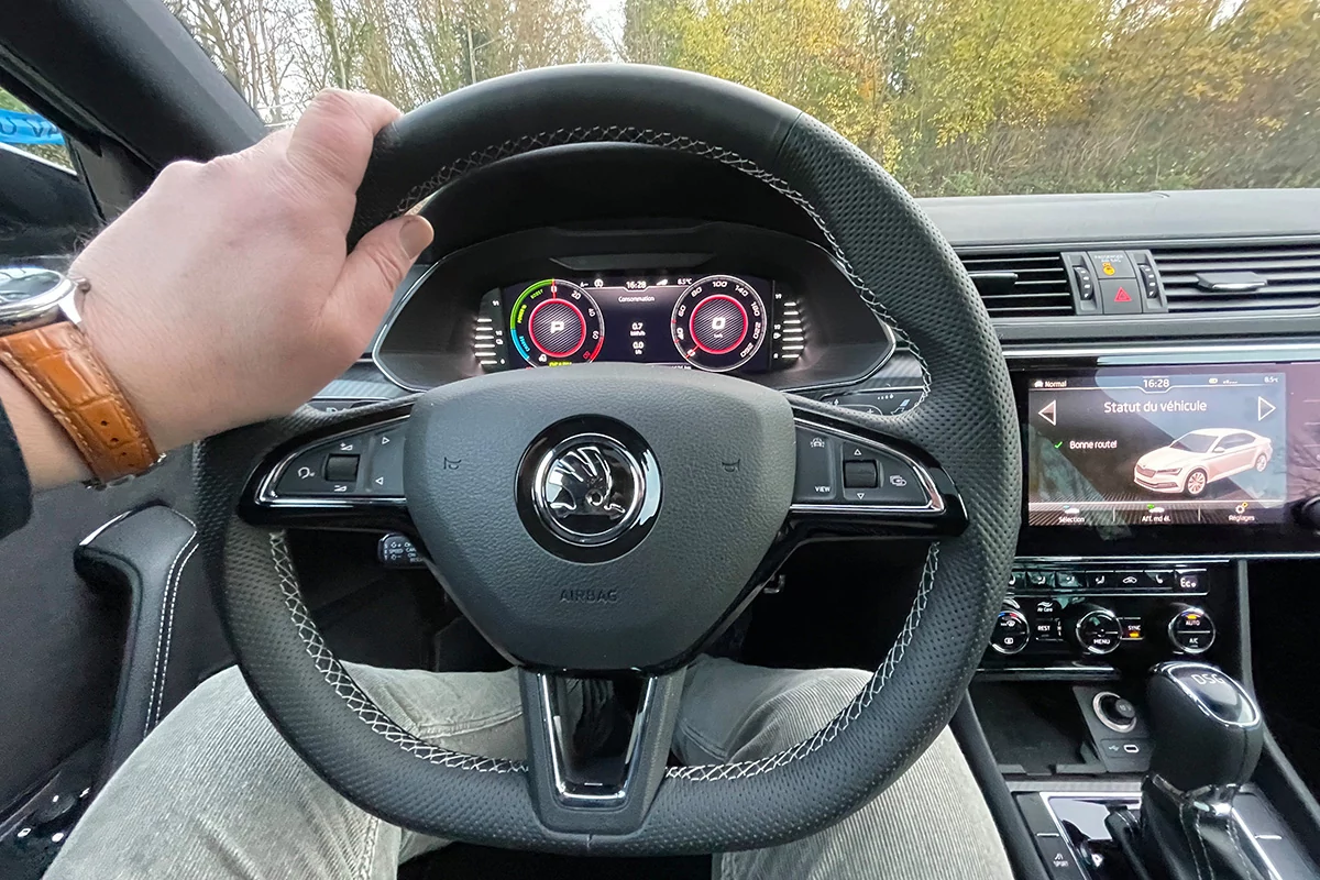 Skoda Superb iV Sportline © Jérôme Cartegini