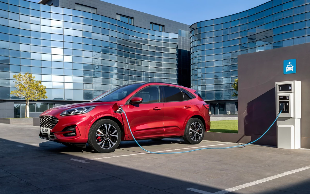 Ford Kuga PHEV © Ford