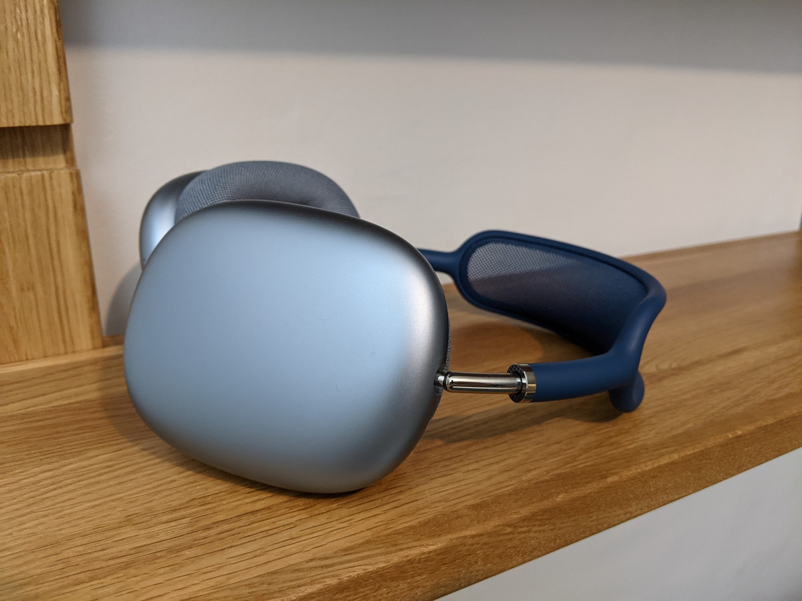 A Quoi Sert Le Bouton Derriere La Boite Des Airpods Test Apple Airpods Max : un casque ANC pour les gouverner tous, à un tarif  premium