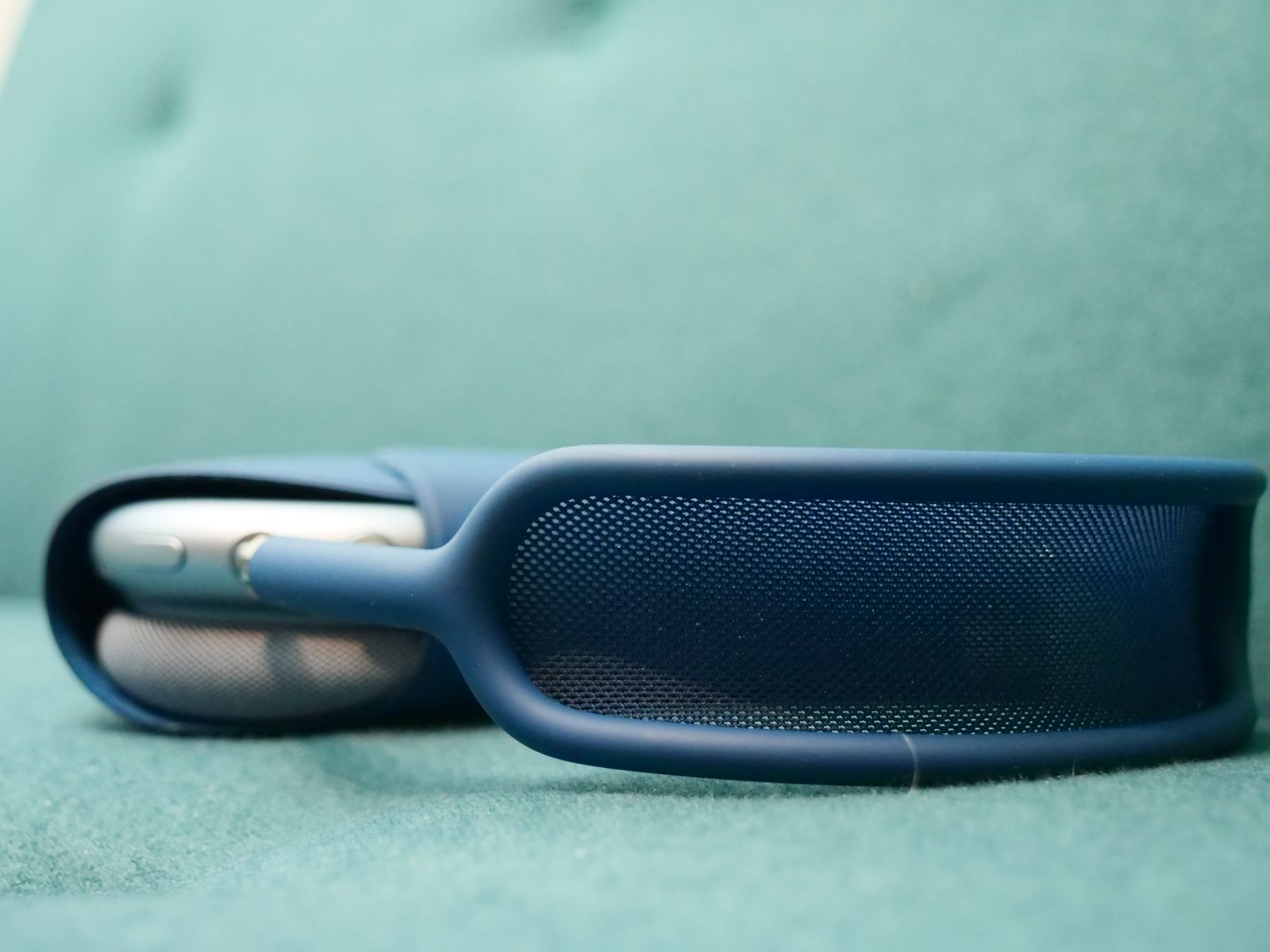Apple AirPods Max : l'arceau facilement démontable pour être personnalisé ?
