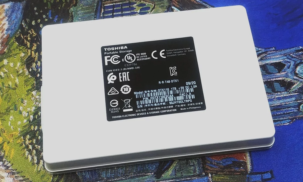 Toshiba Canvio Flex © Nerces