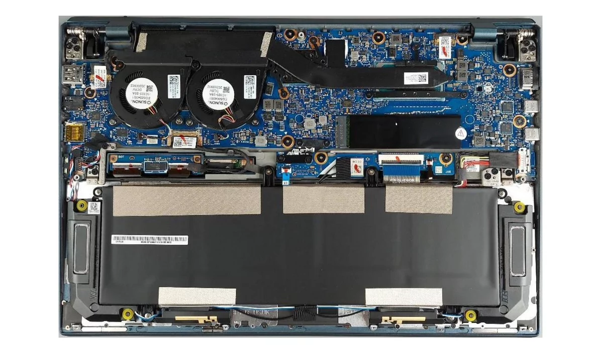 ASUS ZenBook Duo 14 2021-23 © © ASUS