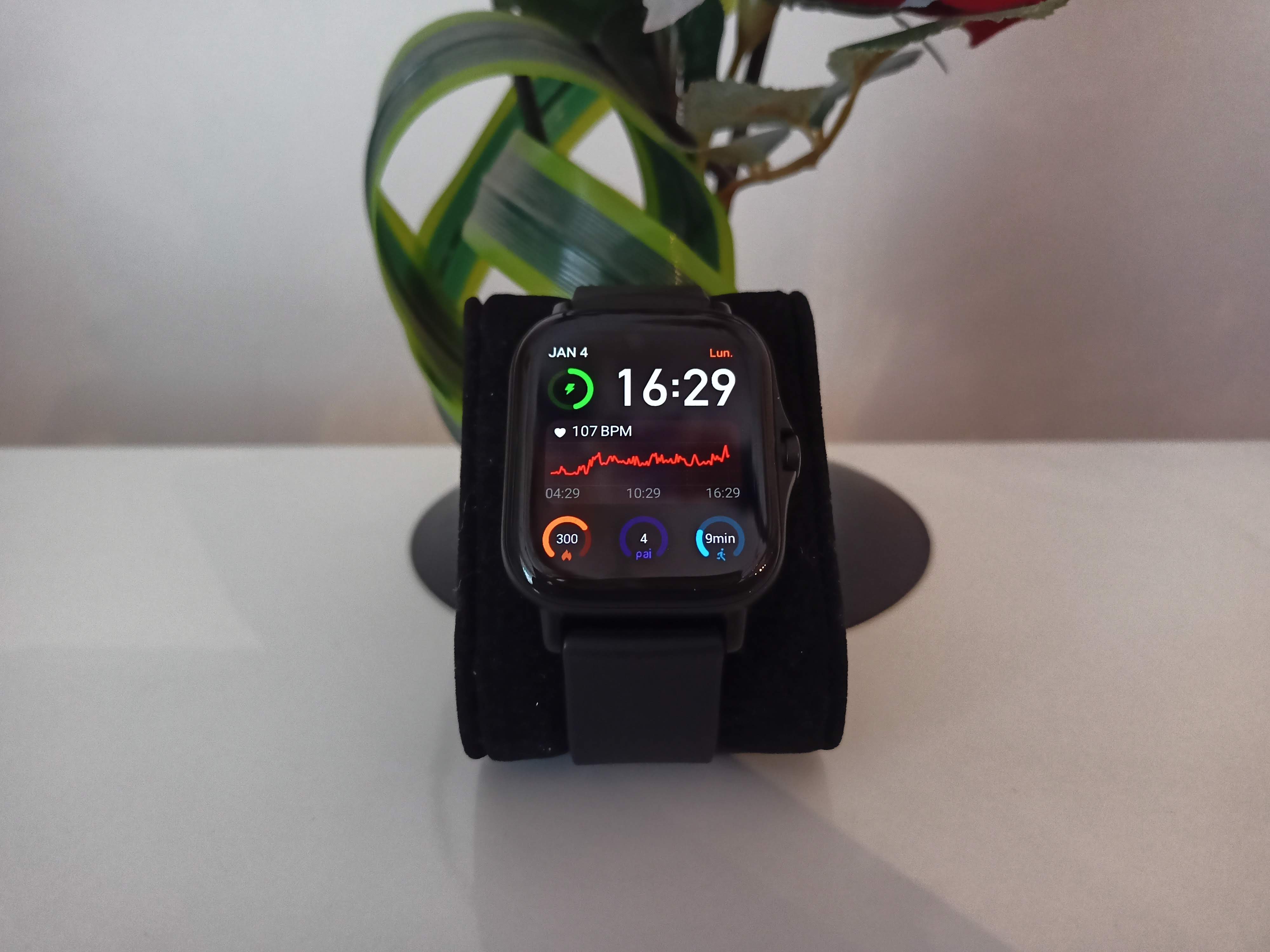 Test AmazFit GTR2 : Une montre connectée abordable au look haut de