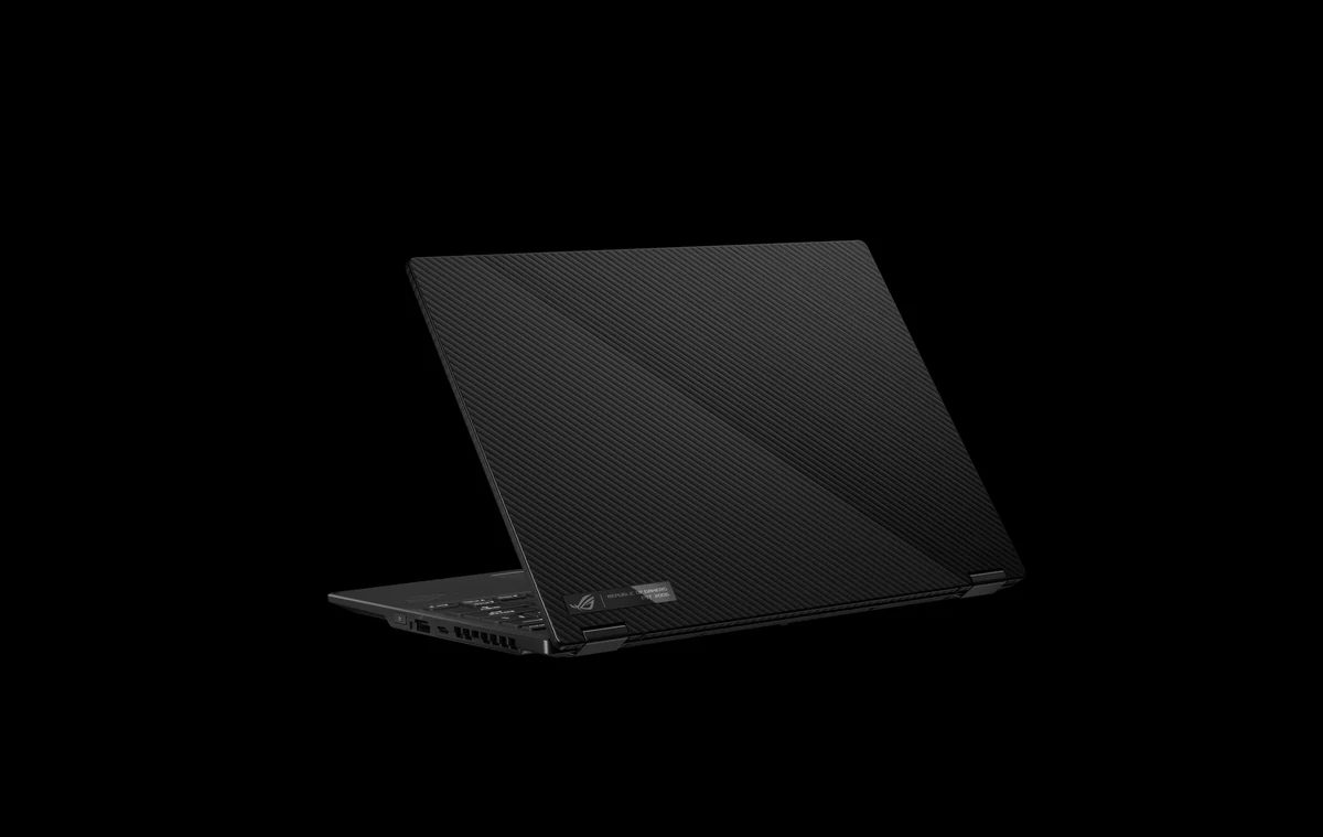 ROG Flow X13-4 © © ASUS